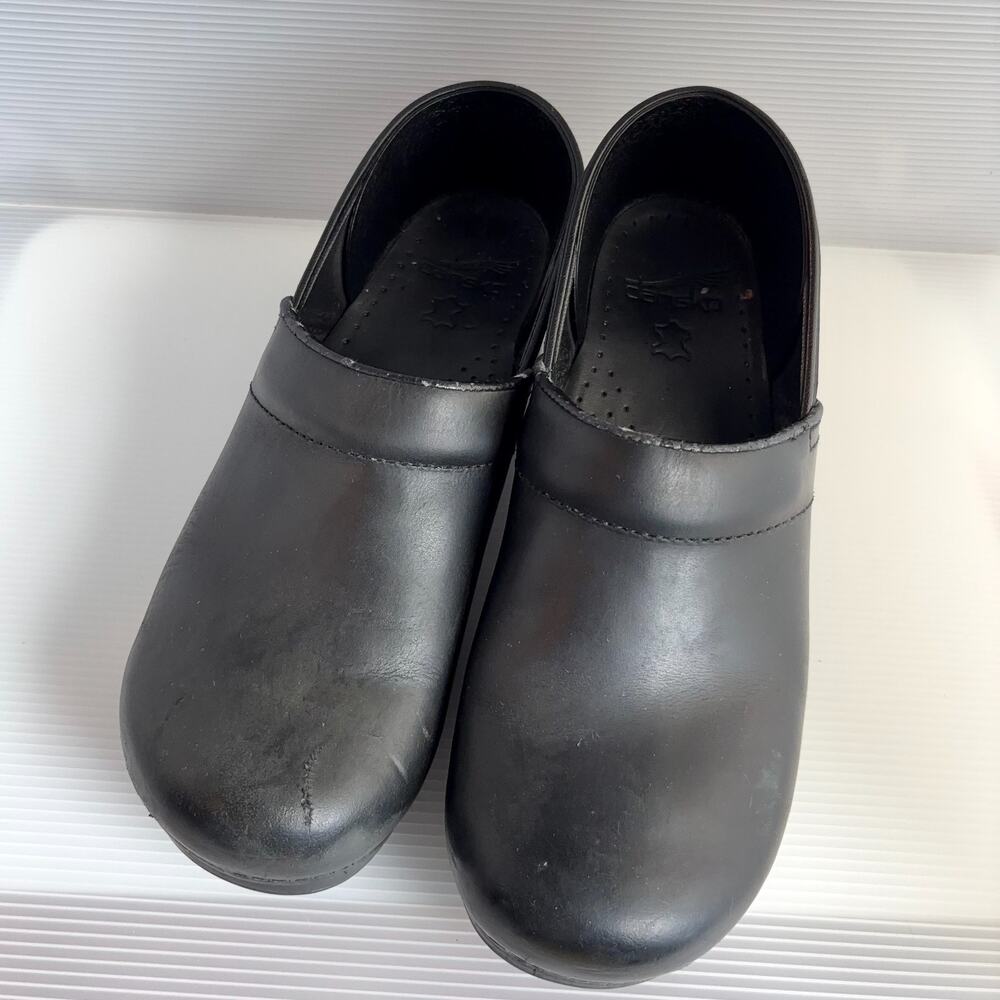 Dansko Professional Womens Matte Black Leather Comfort Clogs Slip-On US 9 EU 40